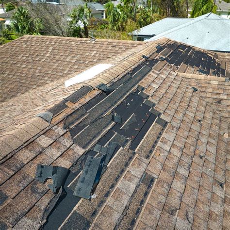 Steps to Replacing a Blown Off Roof Shingle